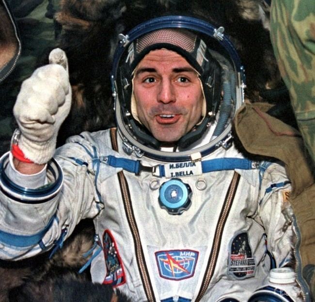 Ivan Bella Prv slovensk kozmonaut Ivan Bella m 50 rokov Magazn