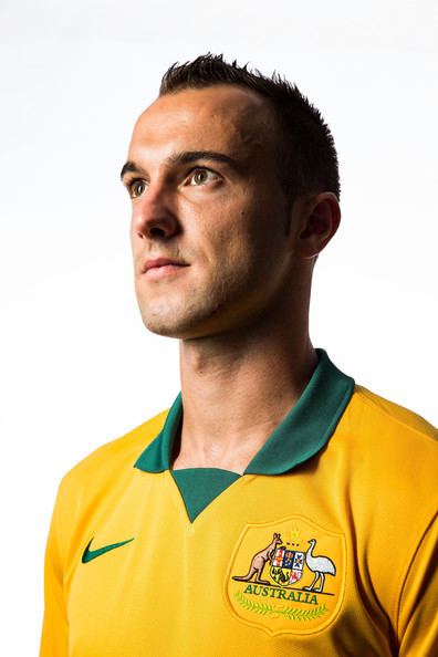 Ivan Franjic Ivan Franjic Pictures Mile Jedinak Portrait Session Zimbio