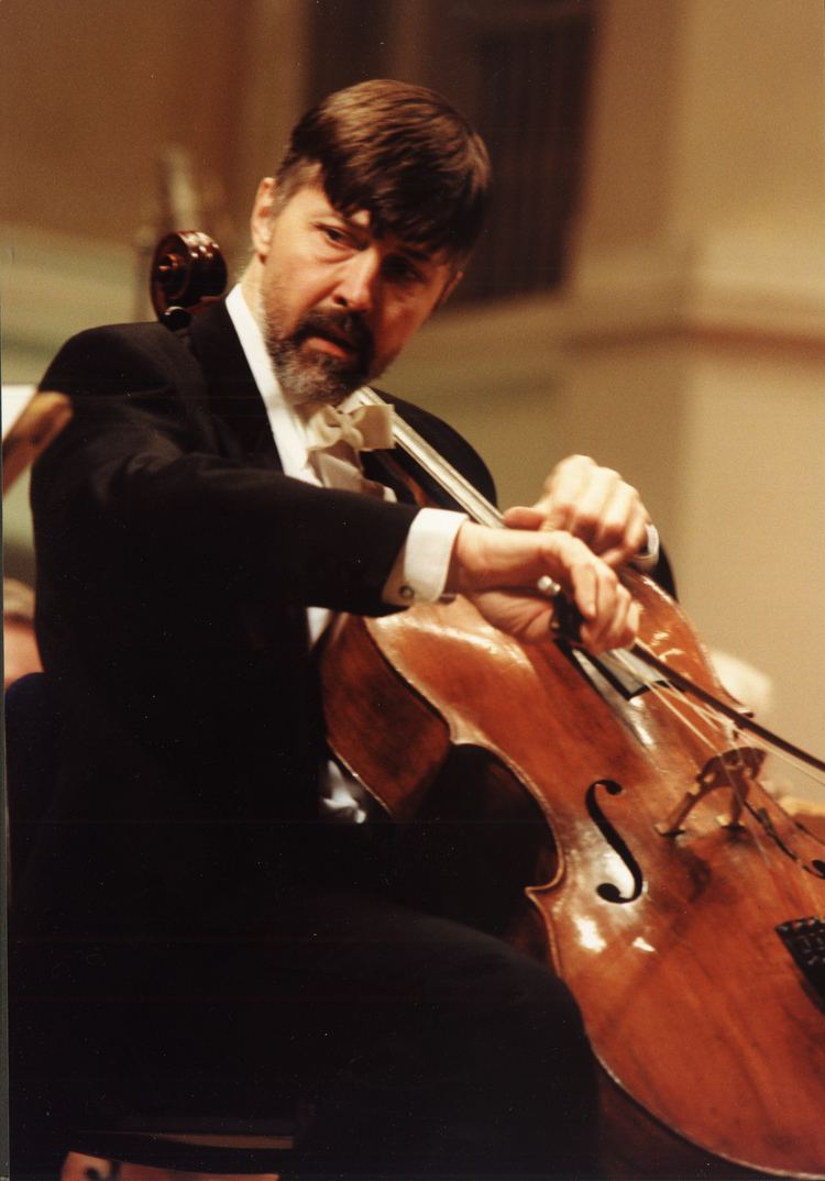 Ivan Monighetti Image gallery of Ivan Monighetti phenomenal modern cellist