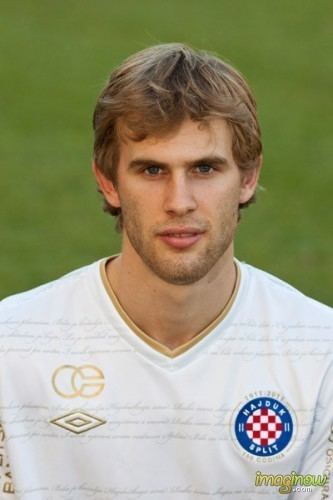 Ivan Strinić Classify Ivan Strini