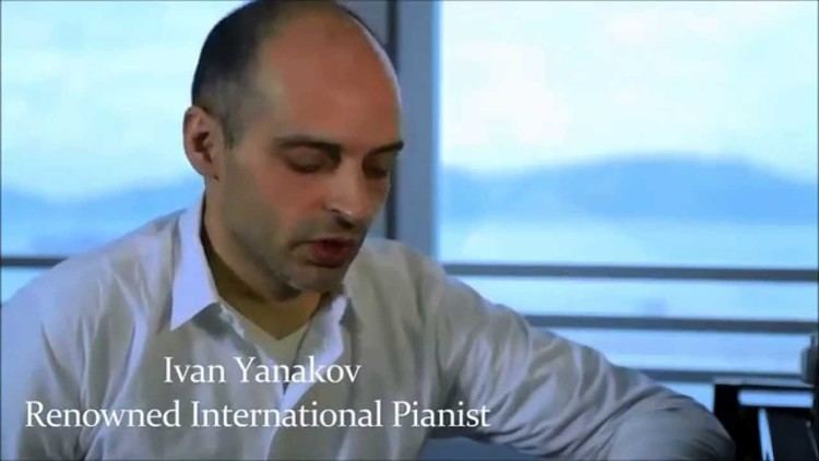 Ivan Yanakov (pianist) Concert Pianist Ivan Yanakov on Hao Staff for Adult Beginners YouTube