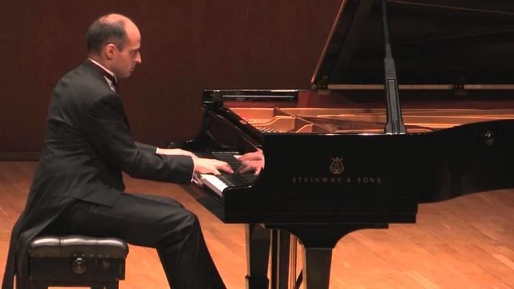 Ivan Yanakov (pianist) Ivan Yanakov piano Liszt Sonata in B minor YouTube