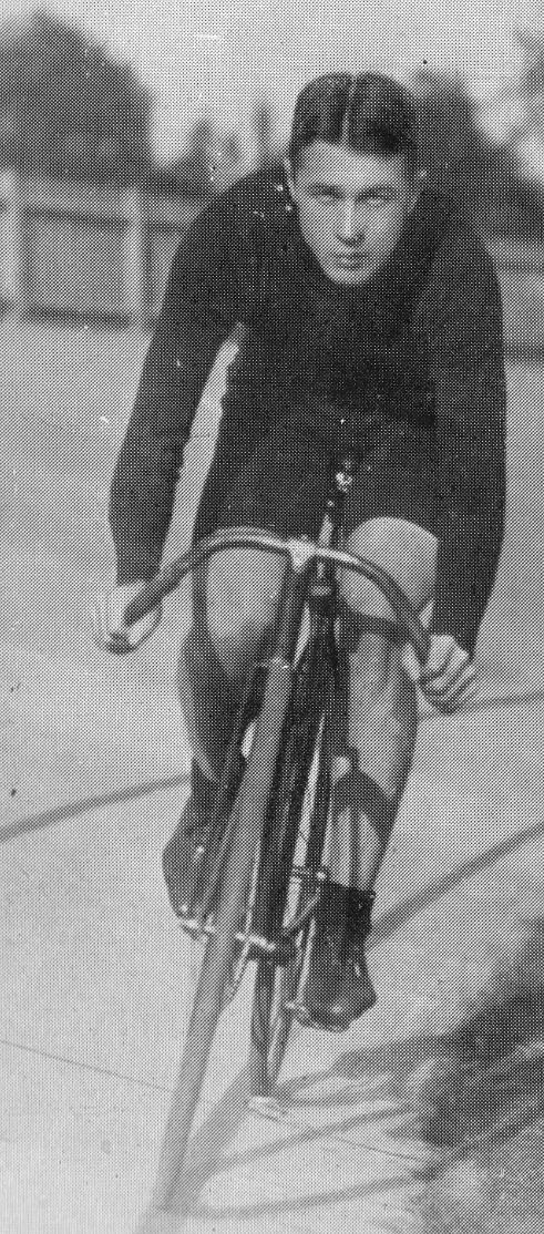 Iver Lawson (cyclist)