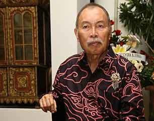 Iwan Tirta Iwan Tirta Indonesian batik fashion designer died from