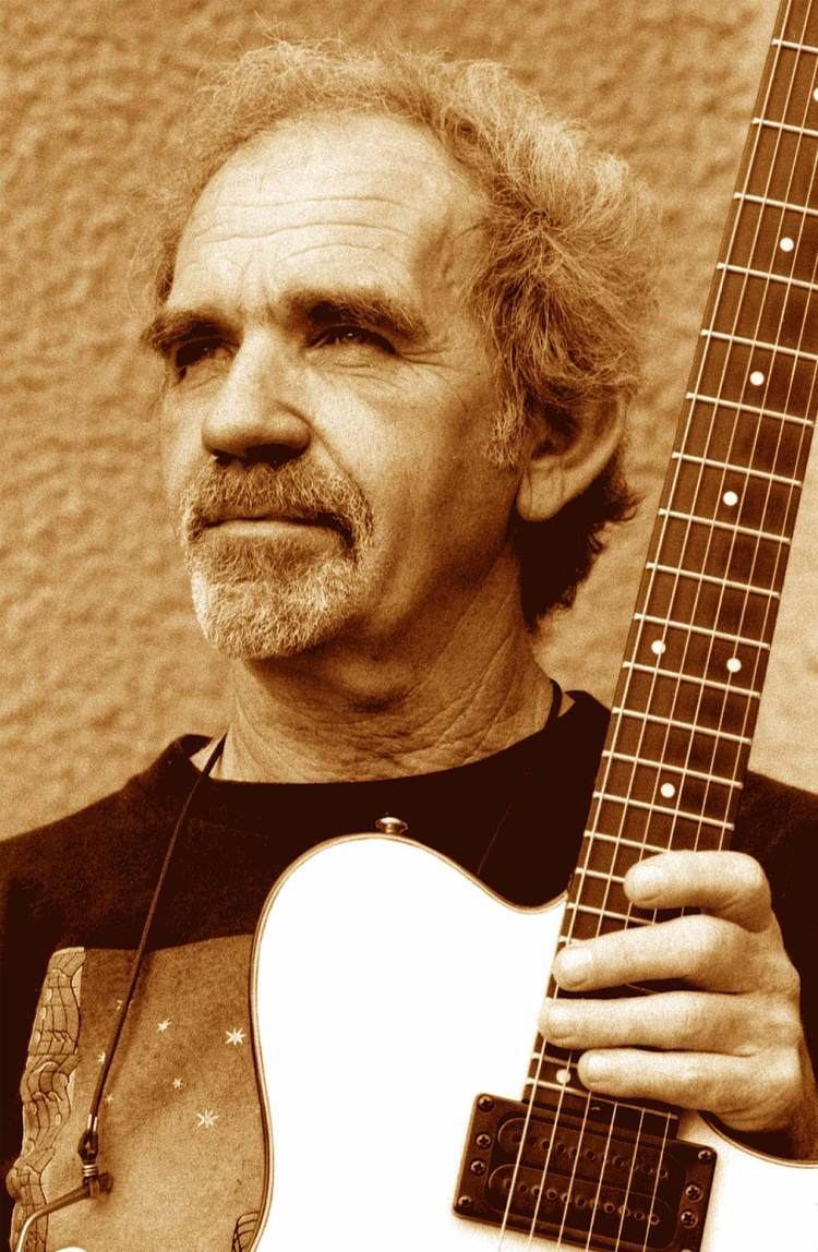 J. J. Cale JJ Cale Dead US SingerSongwriter Dies Aged 74 The Huffington Post