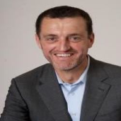 J. Paul Raines Executive Profile GameStop Corporation J Paul Raines Customer