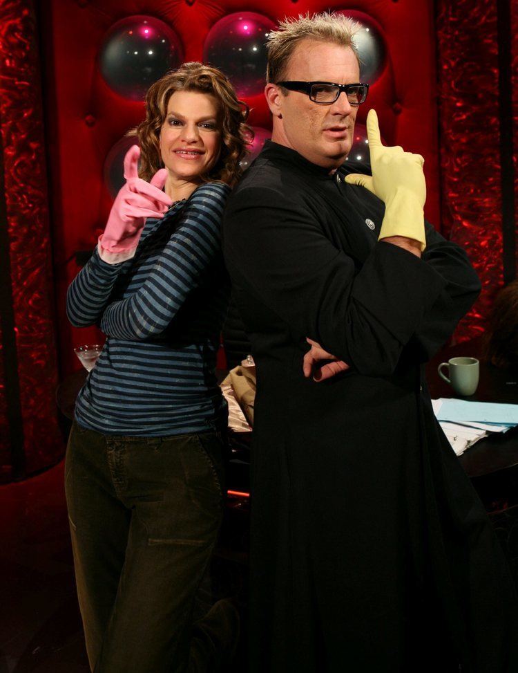 Jack E. Jett FileJack E Jett Co Host Sandra Bernhardjpg Wikimedia Commons