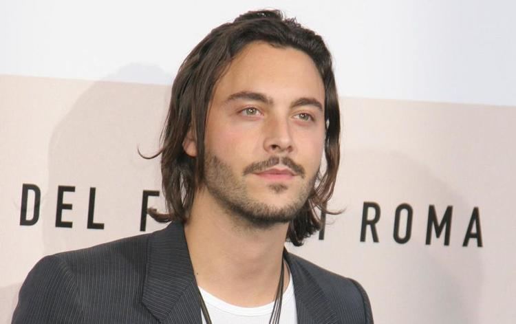 Jack Huston Jack Huston amp Jessica Brown Findlay Confirmed to be