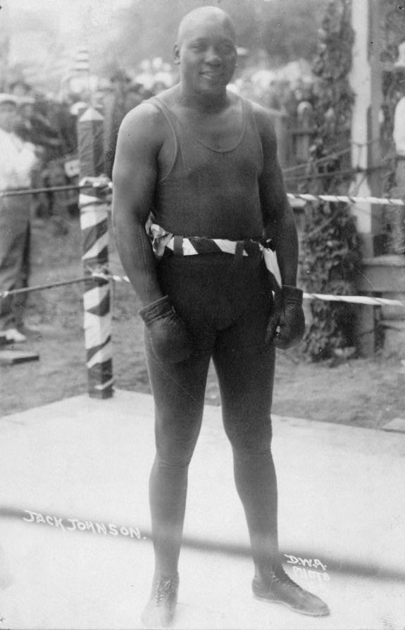 Jack Johnson (boxer) Jack Johnson boxer Wikipedia the free encyclopedia