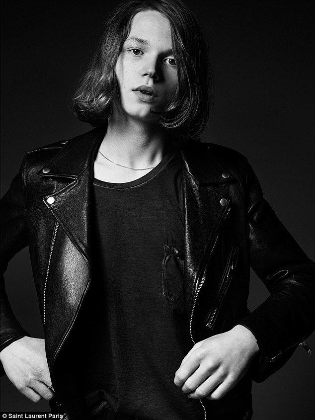 Jack Kilmer Val Kilmer39s son Jack is the spitting image of his father