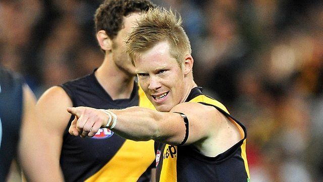 Jack Riewoldt Jack Riewoldt helps convince one of Ireland39s most