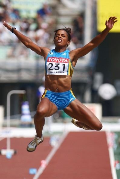 Jackie Edwards (athlete) Jackie Edwards Photos Photos IAAF World Athletics Championship