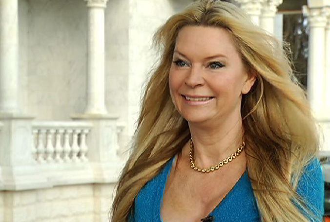 Jackie Siegel Inside the 39Queen of Versailles39 home near Orlando Florida