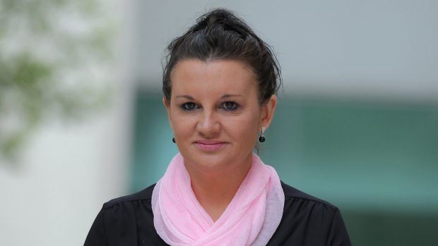 Jacqui Lambie Jacqui Lambie meets 39the devil39 Clive Palmer for drinks in