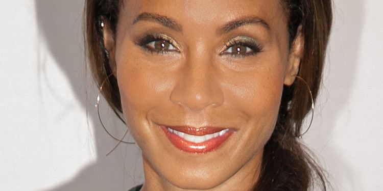 Jada Pinkett Smith Jada Pinkett Smith Brought A Man On A Leash To Her 39Gotham