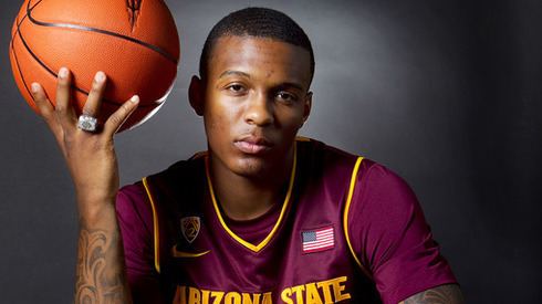 Jahii Carson L169CIFRd93ac221a7656496ecb3752ca0c3d905jpg