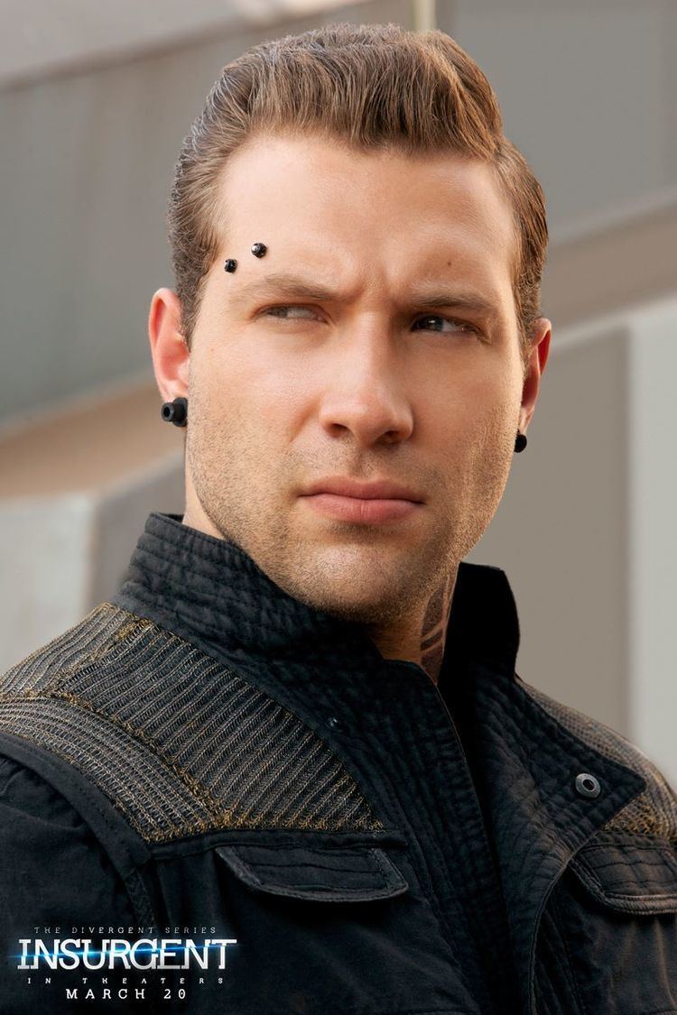 Jai Courtney Exclusive Jai Courtney Talks The Divergent Series