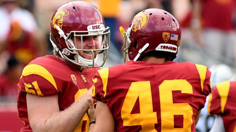 Jake Olson (gridiron football) USC long snapper Jake Olson delivers in a key moment Certain
