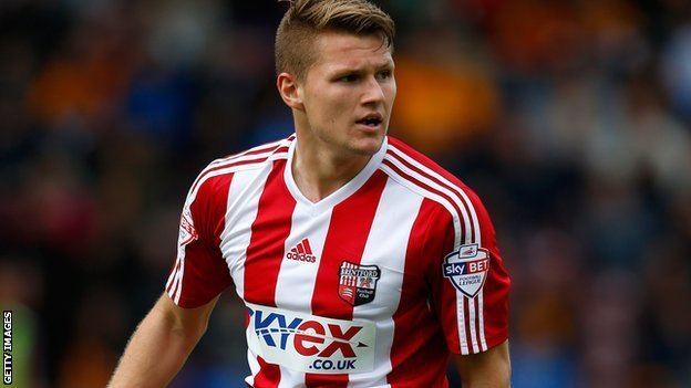 Jake Reeves BBC Sport Jake Reeves joins Swindon Town after leaving