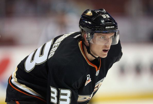 Jakob Silfverberg Ducks resign Silfverberg to oneyear 850K deal