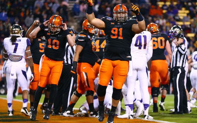 James Castleman WATCH Oklahoma State lineman seals bowl win with 48yard