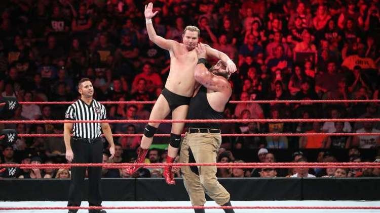 James Ellsworth (wrestler) James Ellsworth 5 Fast Facts You Need to Know Heavycom