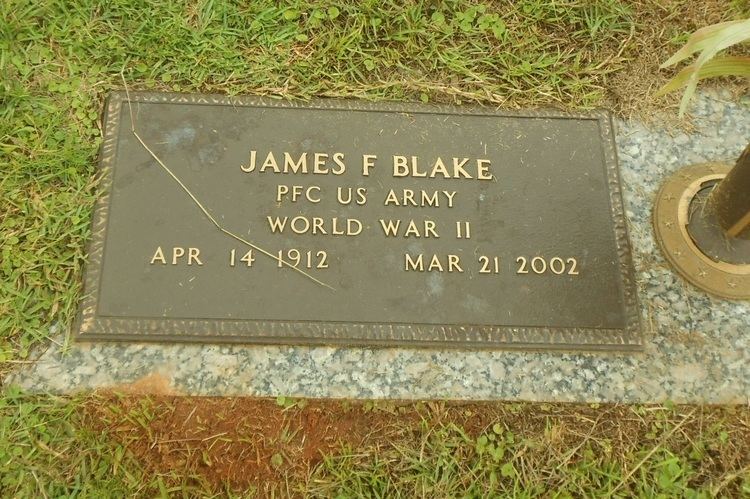 The grave of James F. Blake with his name written on it including words like "PFC US ARMY", "WORLD WAR II" and dates "APR 14, 1912" and "MARCH 21, 2002"