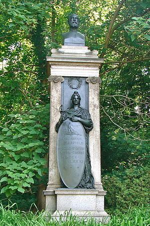 James Garfield Memorial, Philadelphia httpsuploadwikimediaorgwikipediacommonsthu
