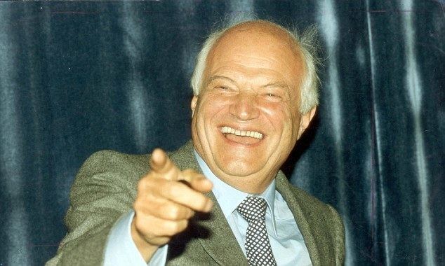 James Goldsmith ADRIAN HILTON A ConservativeReferendum Party the