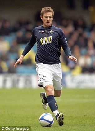 James Henry (footballer, born 1989) James Henry in the cold at Millwall as contract talks stall over