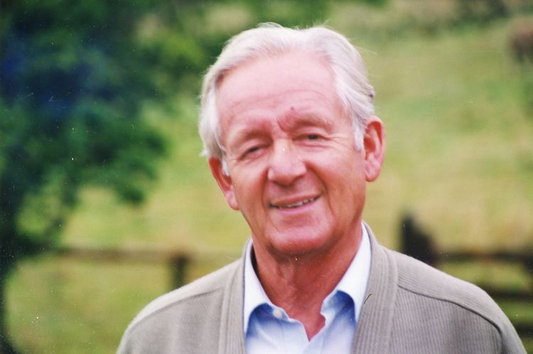 James Herriot Author39s children oppose James Herriot brand 39sellout