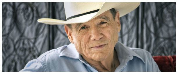 James Lee (writer) A chat and a giveaway with James Lee Burke author of Wayfaring