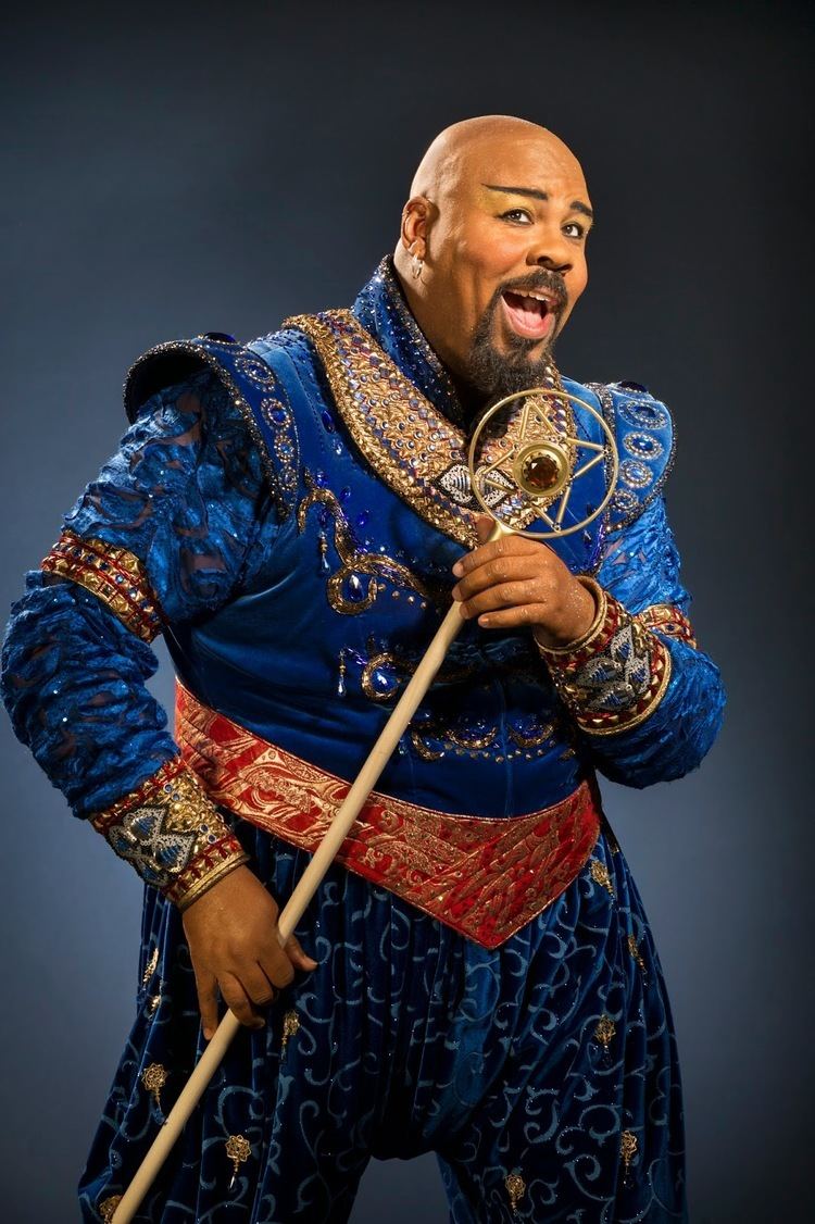 James Monroe Iglehart Aladdin Musical James Monroe Iglehart Celebrates Stephen