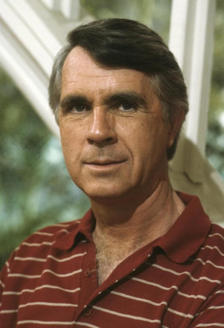James Noble (actor) James Noble who played Gov Gatling on Benson dead at 94 NY