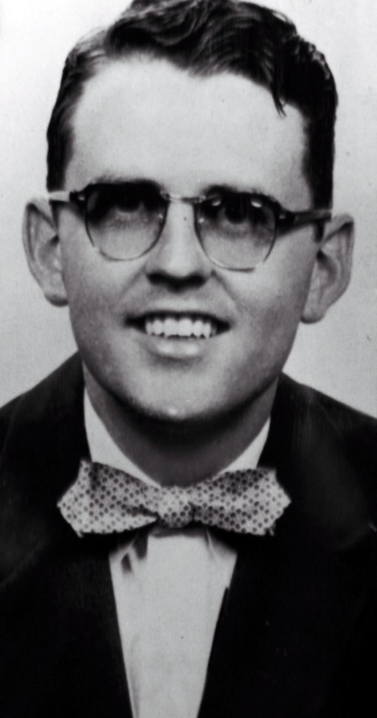 James Reeb James Reeb is murdered in response to the march March 9