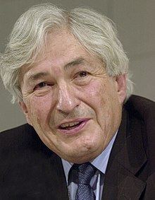 James Wolfensohn httpsuploadwikimediaorgwikipediacommonsthu