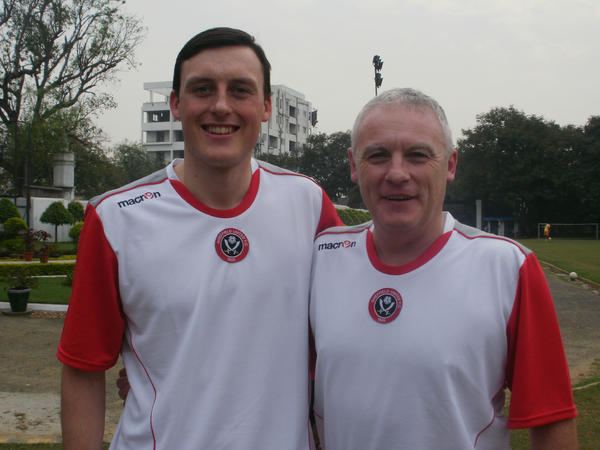 Jamie Annerson Lee Walshaw on Twitter Me and GK Coach Jamie Annerson another ex