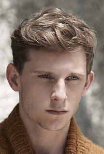 Jamie Bell iamediaimdbcomimagesMMV5BMTQ0MzA3MjUzNl5BMl5