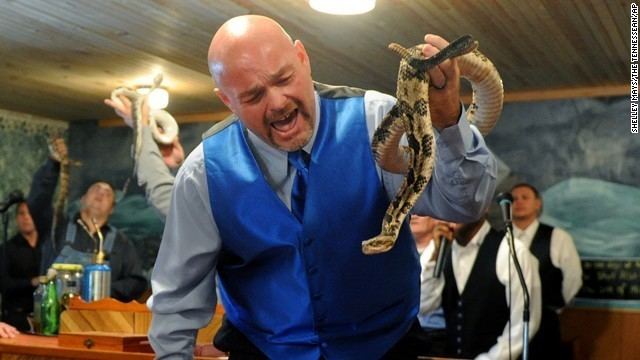 Jamie Coots Reality show snakehandling preacher dies of snakebite