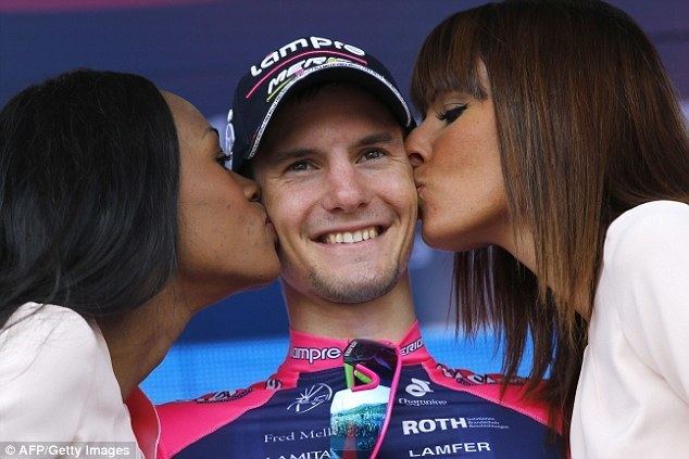 Jan Polanc Jan Polanc wins Giro d39Italia fifth stage as Alberto