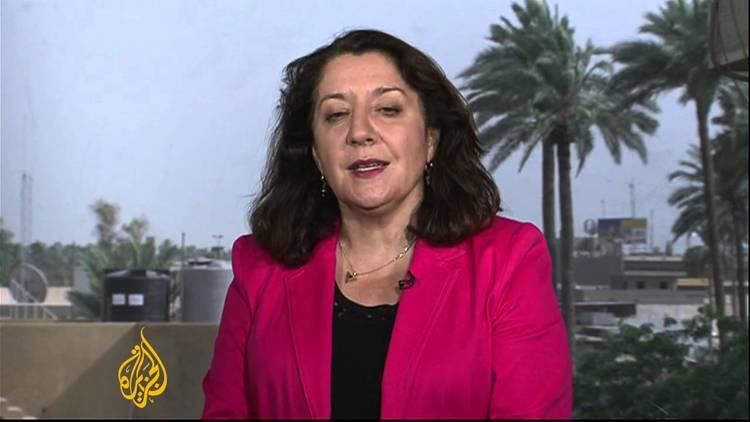 Jane Arraf Al Jazeera39s Jane Arraf reports from Baghdad YouTube