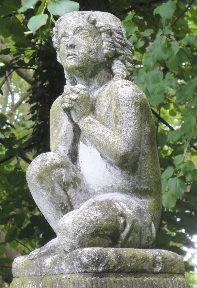 Jane Clouson Monument for Jane Maria Clousond 1871 17 years Brockley Cemetery