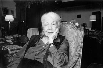 Jane Mayhall httpsuploadwikimediaorgwikipediaenthumb0