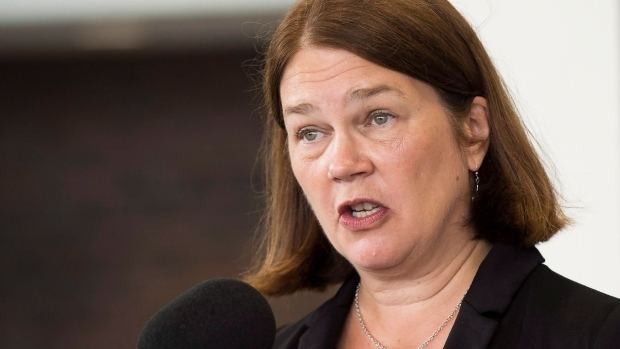 Jane Philpott Ethics watchdog clears Jane Philpott of wrongdoing in luxury car