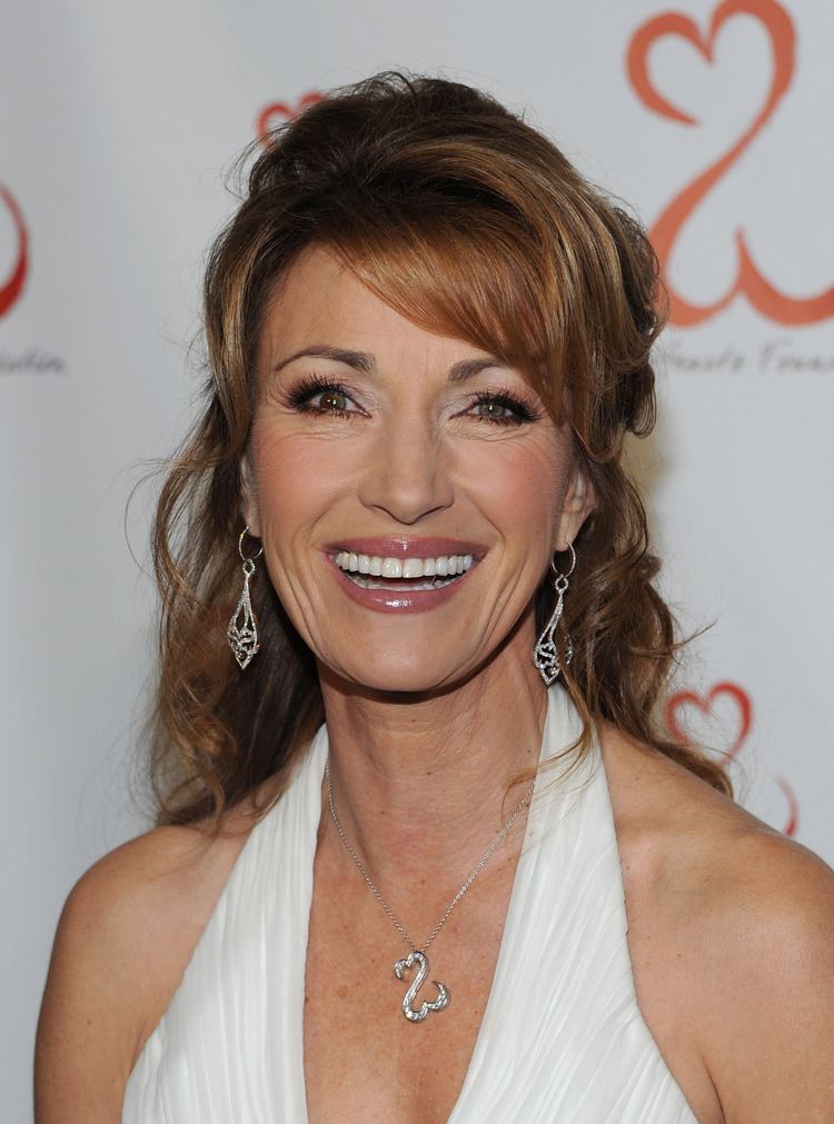 Jane Seymour (Canadian actress) Jane Seymour Opens Her Malibu Mansion For Charity HuffPost