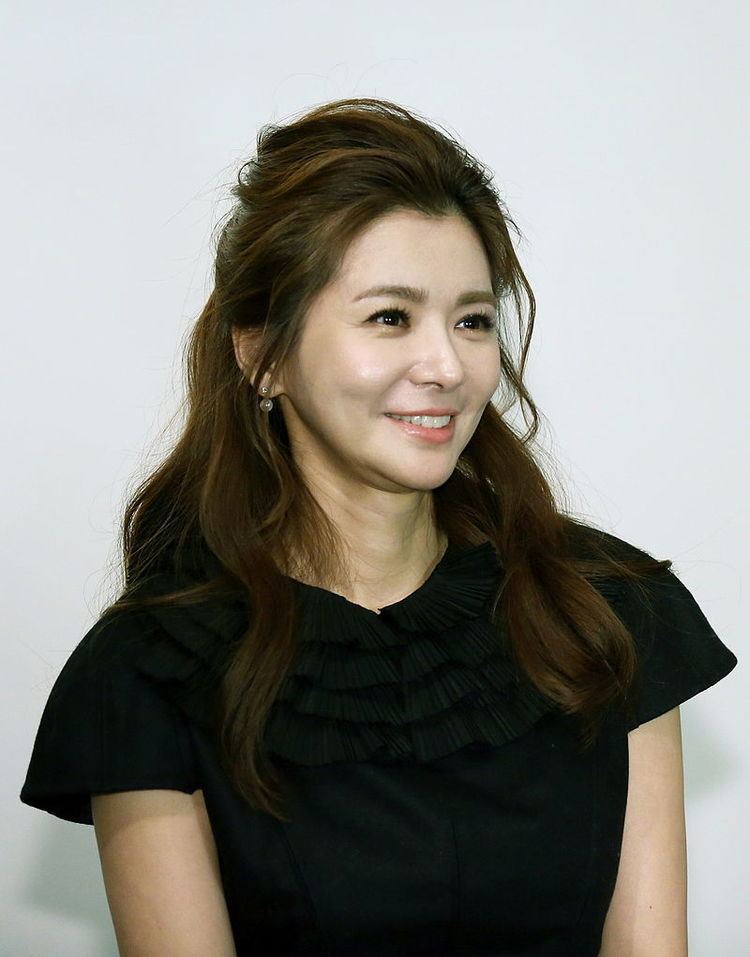 Jang Seo-hee at The Exhibition of Three Korean Artists at Today Art Museum in Beijing, China.jpg