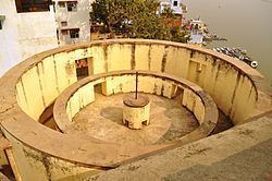 Jantar Mantar, Varanasi httpsuploadwikimediaorgwikipediacommonsthu