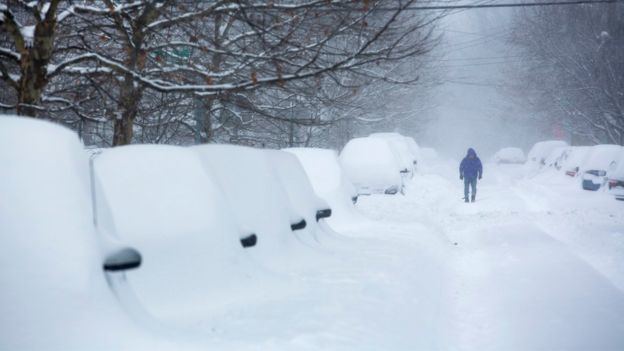 January 2016 United States blizzard Blizzard blankets eastern seaboard of US in deep snow BBC News