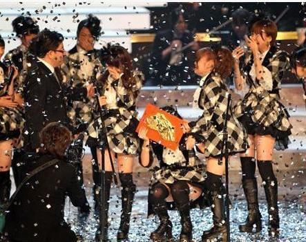 Japan Record Awards AKB48 wins Japan Record Award with quotFlying Getquot tokyohivecom