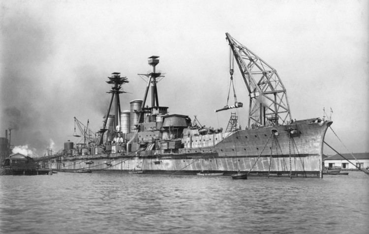 Japanese battleship Haruna FileHaruna under constructionjpg Wikimedia Commons